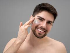 Skin Care Tips For Men : पुरुषांच्या चेहऱ्यासाठी स्किन केअर टिप्स