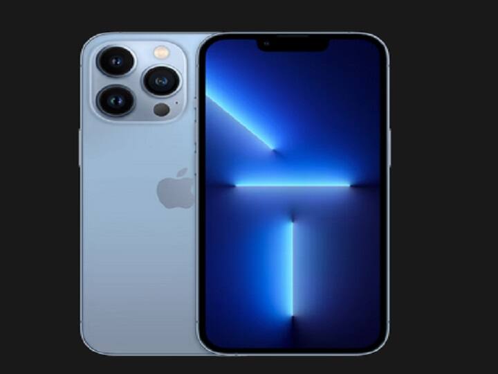 आईफोन में Apple iPhone 13 Pro Max (256GB, Sierra Blue) हैंडसेट को आप क्रोमा में 1,39,900 रुपये में खरीद सकते हैं. यह हैंडसेट आईओएस 15 से ऑपरेट होता है. 6.7 इंच का डिस्प्ले, 12 MP + 12 MP + 12 MP कैमरा सेट और कई शानदार फीचर्स मिलते हैं.