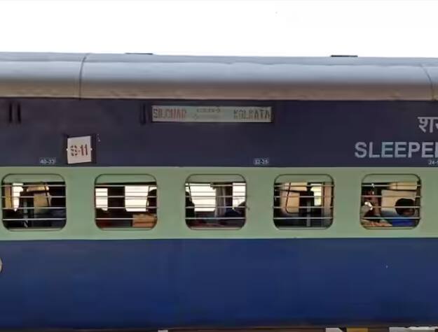 ਤਿਰੂਵਨੰਤਪੁਰਮ ਸੈਂਟਰਲ-ਸਿਲਚਰ ਐਕਸਪ੍ਰੈਸ:- ਇਹ ਸੁਪਰਫਾਸਟ ਐਕਸਪ੍ਰੈਸ ਟਰੇਨ ਤਿਰੂਵਨੰਤਪੁਰਮ ਸੈਂਟਰਲ ਤੋਂ ਸ਼ੁਰੂ ਹੁੰਦੀ ਹੈ ਅਤੇ ਗੁਹਾਟੀ ਜਾਂਦੀ ਹੈ। ਜਿਸ ਨੂੰ 21 ਨਵੰਬਰ 2017 ਨੂੰ ਸਿਲਚਰ ਤੱਕ ਵਧਾ ਦਿੱਤਾ ਗਿਆ ਸੀ। ਇਹ ਭਾਰਤ ਦੀ ਦੂਜੀ ਸਭ ਤੋਂ ਲੰਬੇ ਰੂਟ ਵਾਲੀ ਰੇਲਗੱਡੀ ਹੈ।