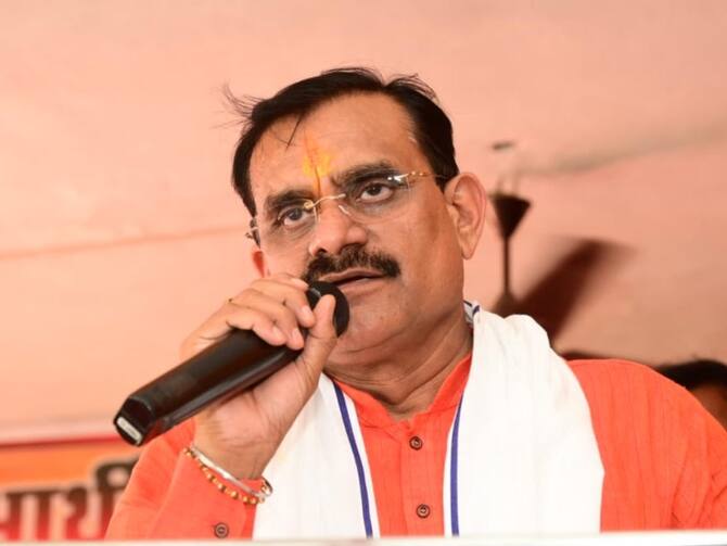 MP Election 2023 BJP State President VD Sharma Targets Congress Samajwadi  Party Fight Ann | MP Election 2023: कांग्रेस-सपा की लड़ाई पर वीडी शर्मा ने  ली चुटकी, बोले- 'नेताओं को दो कौड़ी