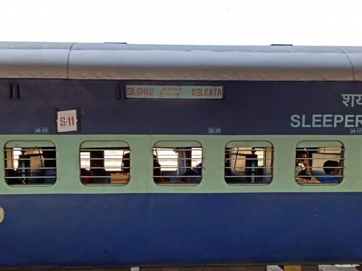 तिरुवनंतपुरम सेंट्रल-सिलचर एक्सप्रेस:- इस सुपरफास्ट एक्सप्रेस ट्रेन की शुरुआत तिरुवनंतपुरम सेंट्रल से होती है और या गुवाहाटी तक जाती है. जिसे 21 नवंबर 2017 में सिलचर तक बढ़ा दिया गया. यह भारत की दूसरी सबसे लंबे रूट वाली ट्रेन है.