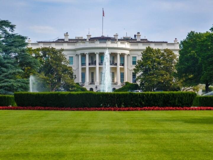 Whitehouse: अंदर से ऐसा दिखता है 132 कमरों वाला व्हाइट हाउस, ऐसा है आलीशान भवन का नजारा Modi visits america for four days know What does the White House of America look like from inside Whitehouse: अंदर से ऐसा दिखता है 132 कमरों वाला व्हाइट हाउस, ऐसा है आलीशान भवन का नजारा