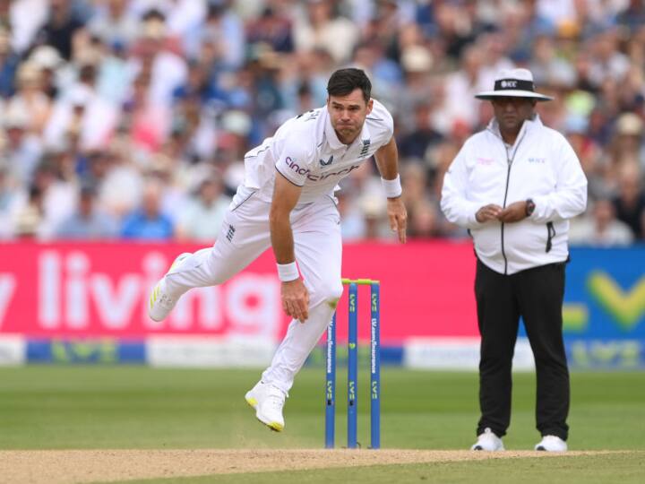 Ashes 2023 ENG vs AUS after loosing 1st test England fast bowler James Anderson got angry on Edgbaston picth Ashes 2023: पहले टेस्ट में इंग्लैंड की हार के बाद पिच पर भड़के जेम्स एंडरसन, बोले- अगर इस तरह की पिचें...