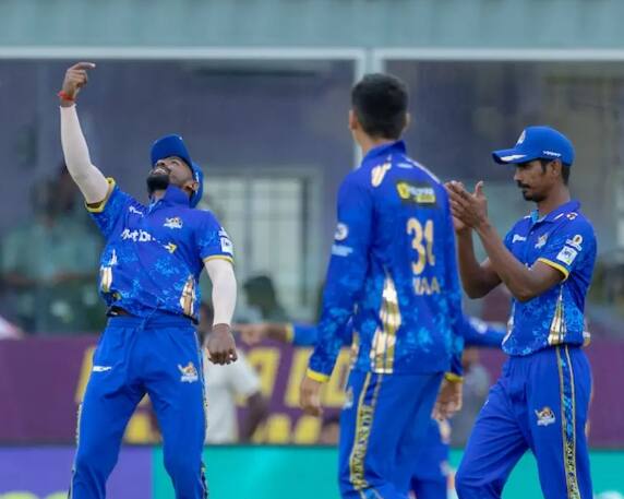 அதே மைதானத்தில் சேலம் ஸ்பார்டன்ஸ் அணியை எதிர்கொள்கிறது மதுரை பாந்தர்ஸ். சேலம் இதுவரை நடந்த மூன்று ஆட்டங்களில் ஒன்றில் மட்டுமே வெற்றி பெற்றிருக்கிறது. மதுரை இதுவரை நடந்த ஆட்டத்தில் வெற்றி பெறவில்லை. இந்த இரு அணிகளும் இனி வரும் ஆட்டங்களில் வெற்றி பெரும் முனைப்புடன் விளையாடுவார்கள் என்று எதிர்ப்பார்க்கபடுகிறது. அதனால், இனி சுவாரஸ்யத்திற்கு பஞ்சம் இருக்காது.