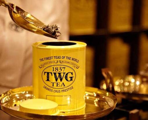 Most Expensive Tea in World: ਭਾਰਤ ਵਿੱਚ ਚਾਹ ਦਾ ਉਤਪਾਦਨ ਵੱਡੇ ਪੱਧਰ 'ਤੇ ਹੁੰਦਾ ਹੈ। ਇਸ ਕਾਰਨ ਇਹ ਘੱਟ ਕੀਮਤ 'ਤੇ ਆਸਾਨੀ ਨਾਲ ਉਪਲਬਧ ਹੈ। ਔਸਤਨ ਇੱਕ ਕਿਲੋ ਚਾਹ ਦੀ ਕੀਮਤ 500 ਰੁਪਏ ਹੈ। ਹਾਲਾਂਕਿ ਦੁਨੀਆ 'ਚ ਅਜਿਹੀ ਚਾਹ ਹੈ, ਜਿਸ ਦੀ ਕੀਮਤ ਕਰੋੜਾਂ ਰੁਪਏ ਹੈ ਅਤੇ ਇਹ ਦੁਨੀਆ ਦੀ ਸਭ ਤੋਂ ਮਹਿੰਗੀ ਚਾਹ ਹੈ। ਇਹ ਚਾਹ ਚੀਨ ਵਿੱਚ ਉਗਾਈ ਜਾਂਦੀ ਹੈ।