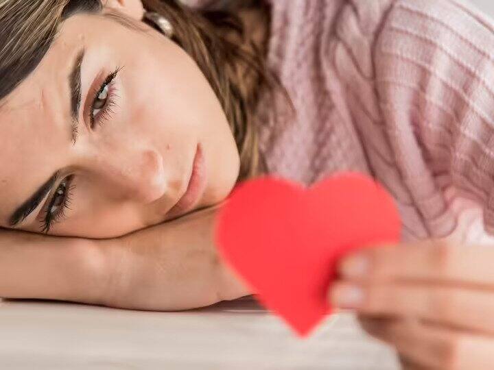 afraid of falling in love may be you are facing philophobia प्यार में पड़ने से लगता है डर? कहीं आप फिलोफोबिया के शिकार तो नहीं...