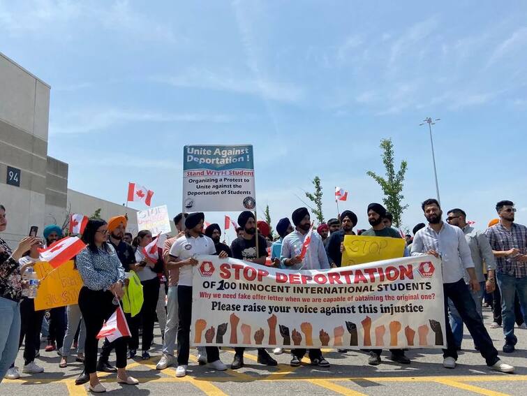 Travel agent Brijesh Mishra arrested for sending 700 Indian students to Canada on fake documents ਬਿਹਾਰ ਦੇ ਫਰਜ਼ੀ ਟਰੈਵਲ ਏਜੰਟ ਨੇ ਪੰਜਾਬੀ ਵਿਦਿਰਾਥੀਆਂ ਨਾਲ ਮਾਰੀ ਸੀ ਠੱਗੀ, ਕੈਨੇਡਾ 'ਚ ਹੋਇਆ ਗ੍ਰਿਫ਼ਤਾਰ, ਜਾਣੋ ਮਾਮਲਾ