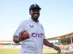 पहले टेस्ट में हार के बाद इंग्लैंड ने अपनी टीम में किया बदलाव, 18 साल के इस खिलाड़ी को किया शामिल