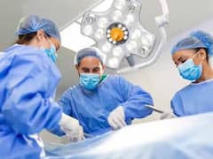 जीभ का होना था ऑपरेशन, डॉक्टर ने कर दिया खतना! अब लगा धर्म परिवर्तन करने का आरोप