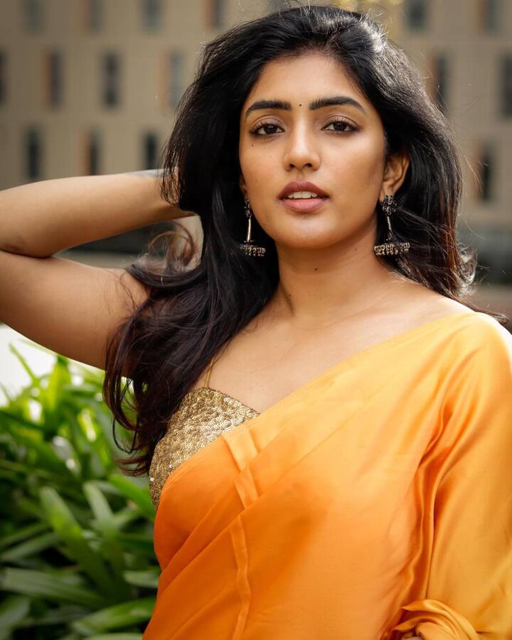 ఈషా రెబ్బా అందమైన ఫోటోలు