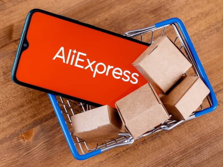 सोशल मीडिया पर एक ट्वीट तेजी से वायरल हो रहा है जिसमें एक व्यक्ति ने अपना शॉपिंग एक्सपीरियंस शेयर किया है. शख्स ने 2019 में AliExpress से कुछ सामान आर्डर किया था. फिर कुछ ऐसा हुआ.