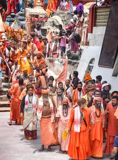 Ambubachi Kamakhya: অম্বুবাচীর সময় নিজে থেকেই বন্ধ হয় কামাখ্যা মন্দিরের দরজা, মন্দির থেকে বের হয় লাল তরল !