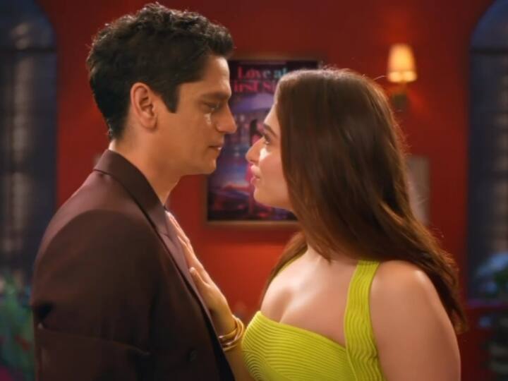 तमन्ना भाटिया ने हाल ही में एक्टर विजय वर्मा के साथ अपना रिलेशनशिप कंफर्म किया है. वे रियल लाइफ पार्टनर्स हैं और दोनों को लस्ट स्टोरीज 2 में रोमांस करते देखा जाएगा.