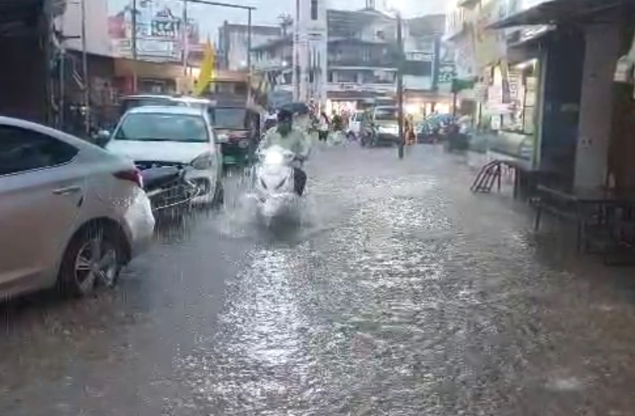 Rain: સવારે 6 થી 10 વાગ્યાની વચ્ચે 10 જિલ્લામાં ખાબક્યો ધોધમાર વરસાદ, ક્યાં પડ્યો સૌથી વધુ ?