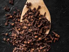 ​सब्जी और फलों की खेती से नहीं हो रहा है अच्छा मुनाफा, तो अब करें लौंग की खेती