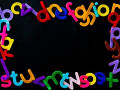 మీ పేరు ఈ అక్షరంతో మొదలవుతుందా? కుబేరుడు ఎల్లప్పుడూ మీ వెంటే!