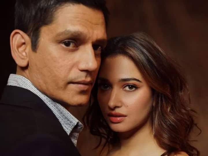 Vijay Verma के लिए Tamannah bhatia ने तोड़ी थी किसिंग पॉलिसी, लेडी लव ने जब बताया तो एक्टर ने यूं किया था रिएक्ट Tamannah bhatia told this to Vijay Verma before kissing scene in lust stories 2 the actor gave such a reply Vijay Verma के लिए Tamannah bhatia ने तोड़ी थी किसिंग पॉलिसी, लेडी लव ने जब बताया तो एक्टर ने यूं किया था रिएक्ट