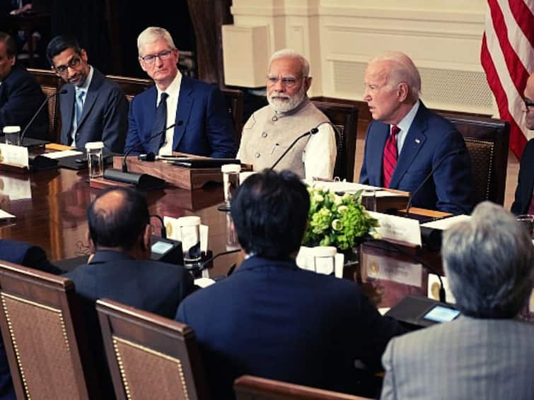 PM Modi In US: Google CEO Sundar Pichai Announces Fintech Centre In Gujarat, $10 Billion India Digitisation Fund Investment PM Modi In US: Google CEO Sundar Pichai Announces Investment Of $10 Billion In India Digitisation Fund, New Fintech Centre