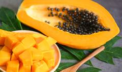 Health Care: 'या' लोकांनी चुकूनही खाऊ नये पपई; नाहीतर आरोग्यावर होतील वाईट परिणाम