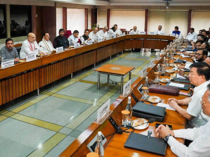 Manipur Violence: गृह मंत्री अमित शाह की बुलाई गई सर्वदलीय बैठक में कांग्रेस, टीएमसी,आरजेडी और BJP क्या कुछ बोली?