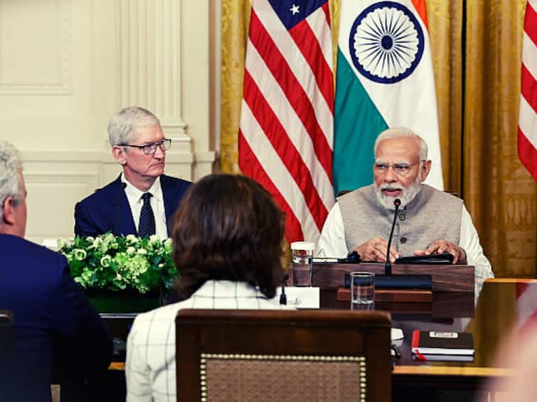 PM Modi In US Apple CEO Time Cook Huge Opportunity Store Joe Biden Google OpenAI Tech CEO 'Huge Opportunity': Apple CEO Tim Cook On India Following Meet With PM Modi