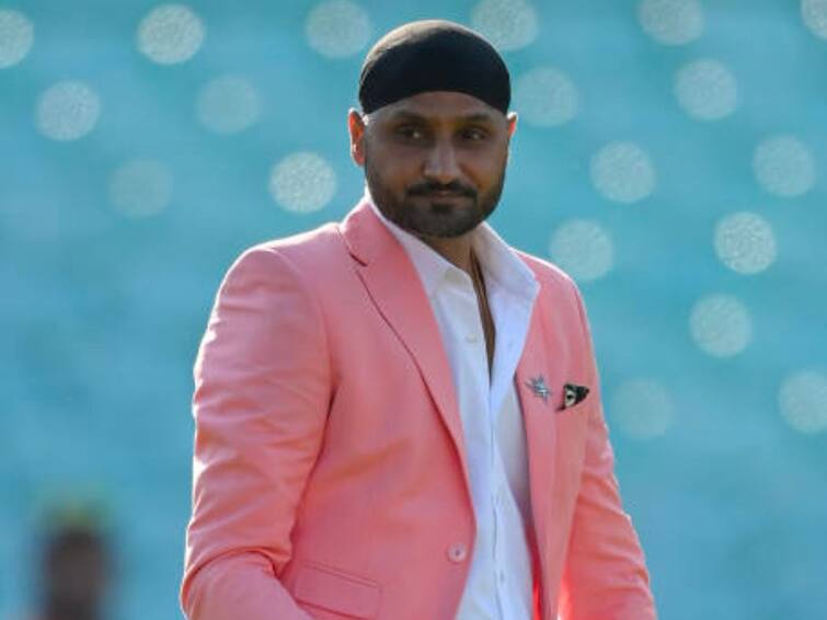 Harbhajan Singh selected the 5 best Test cricketers of the present time, did not include Kohli-Root