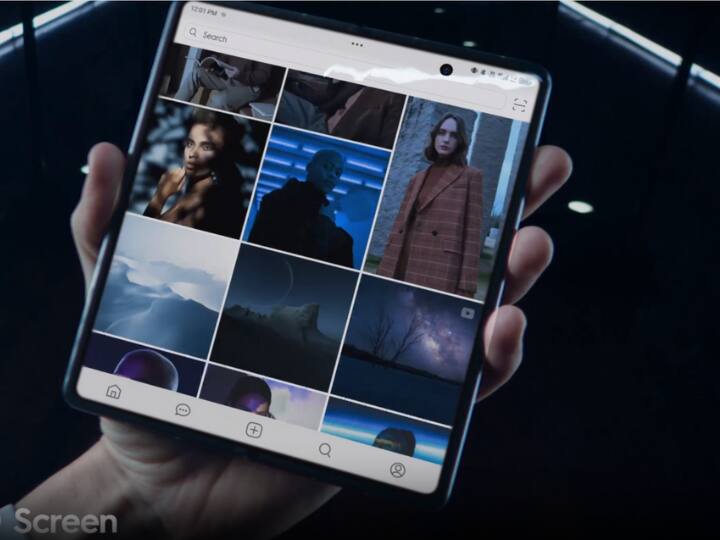 Tecno Phantom V Fold: इस फोन में 6.42 इंच की आउटर डिस्प्ले और 7.85 इंच की मेन डिस्प्ले मिलती है. फोटोग्राफी के लिए फोन में ट्रिपल कैमरा सेटअप दिया गया है जिसमें 50MP का मेन कैमरा,50MP का दूसरा कैमरा और 13MP का तीसरा कैमरा है. मोबाइल फोन में MediaTek Dimensity 9000 प्लस चिपसेट और 5000 एमएएच की बैटरी 45 वॉट के फास्ट चार्जिंग के साथ मिलती है. फोन की कीमत 88,888 रुपये है.