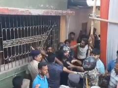 मधेपुरा में आयोजित बीजेपी की बैठक में आपस में भिड़े दो नेता, गोली चलने से एक घायल, शहर में भारी बवाल