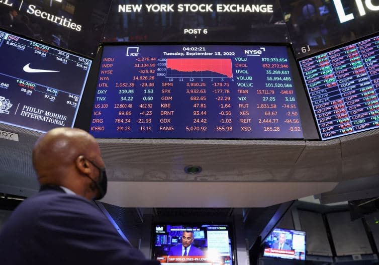 Stock Market News: Know how to buy and trade in us stocks  check details How to buy US Stocks: અમદાવાદમાં બેસીને કરી શકાય છે અમેરિકન બજારમાં ટ્રેડ, આ રીતે ખરીદો ગૂગલ, એપલના શેર