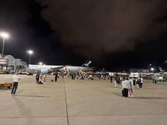 CX880 Flight: હોંગકોંગથી અમેરિકા જઇ રહેલા વિમાનમાં અચાનક ટાયર ફાટ્યુ, 11 યાત્રી ઘાયલ, મચી અફડાતફડી...