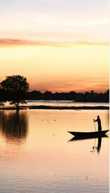 આ નદીના પાણીમાં હાથ લગાવતાં પણ ડરે છે લોકો