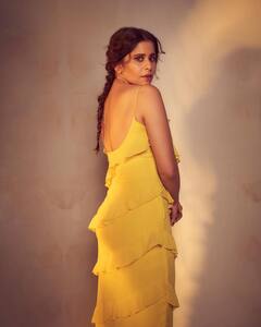 क्लासमेट ते मिमी; सई ताम्हणकरचे 'हे' चित्रपट नक्की बघा