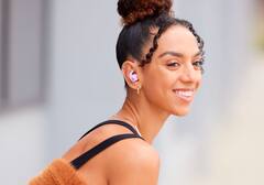 Best wireless Earbuds : तुमच्या बजेटमध्ये आता उपलब्ध 'हे' चार वायरलेस हेडफोन , पाहा..