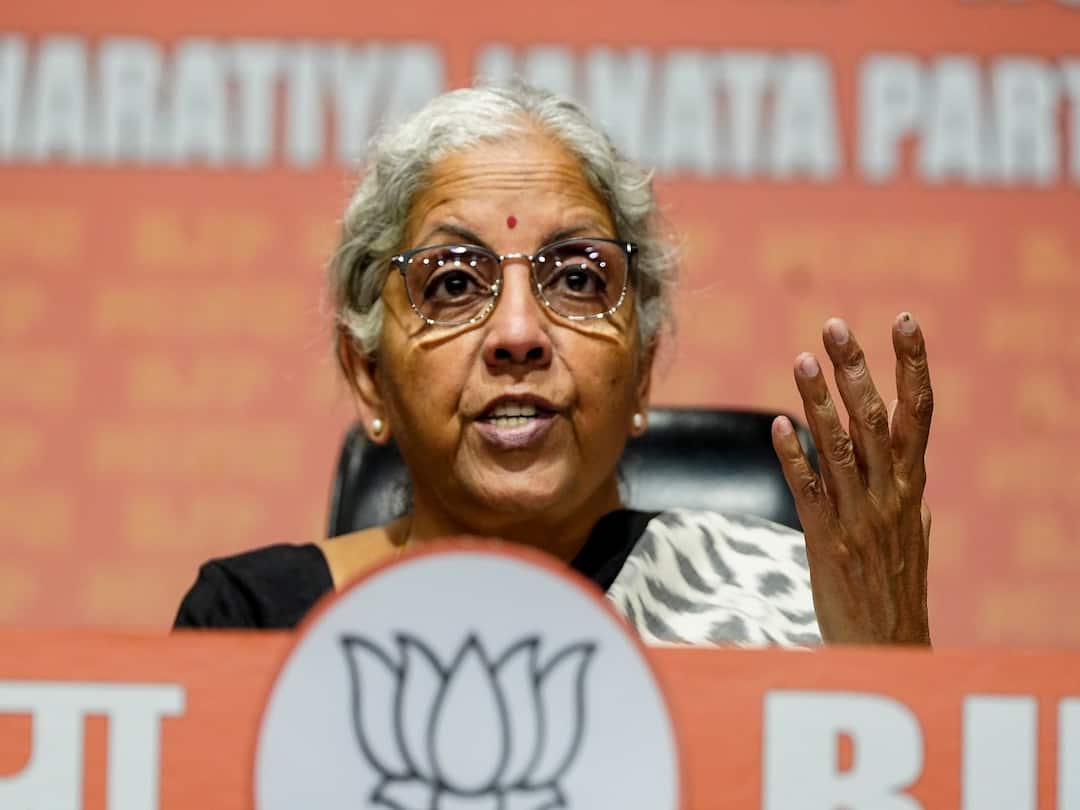 Nirmala Sitharaman Takes On Barack Obama Defends PM Narendra Modi Over Human Rights Row 'Bombed 6 Muslim Countries': Nirmala Sitharaman Takes On Barack Obama, Defends PM Modi On Human Rights Row