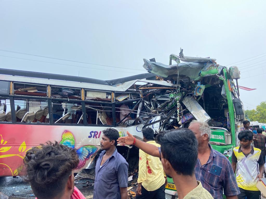 Cuddalore: வேகத்தால் அதிகரிக்கும் விபத்துகள்.. வேகத்தடை கேட்டு போராடிய மக்கள்.. நடவடிக்கை மேற்கொண்ட ஆட்சியர்!