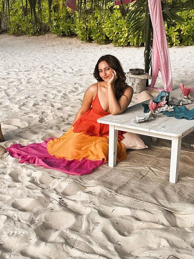 Sonakshi Sinha Shares Exotic Pictures From Her Seychelles Trip