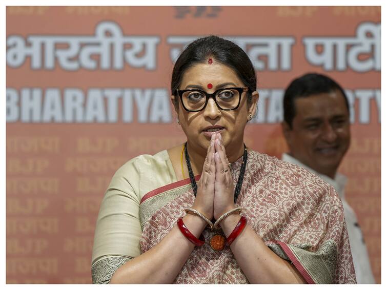 'Wolves Hunt In Packs': Smriti Irani's Swipe At Opposition Meet, Says Their Target Is India's Coffers 'Wolves Hunt In Packs': Smriti Irani's Swipe At Opposition Meet, Says Their Target Is India's Coffers