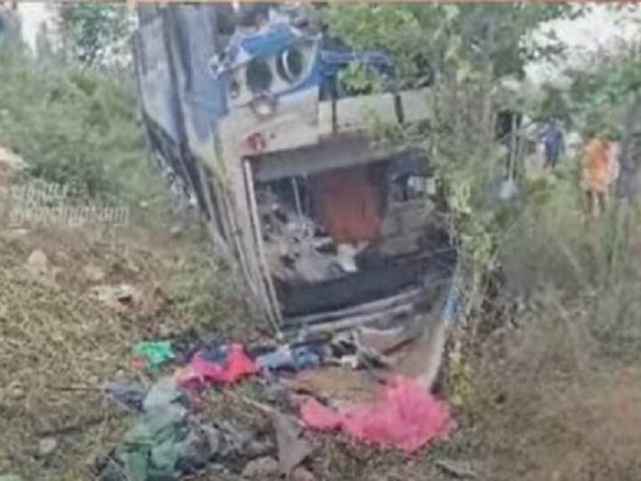Govt bus collides with Car near Manaparai 5 dead know more details here Manapparai Accident: மணப்பாறை அருகே விபத்து...கார் மீது மோதிய அரசு பேருந்து..5 பேர் உயிரிழப்பு..!