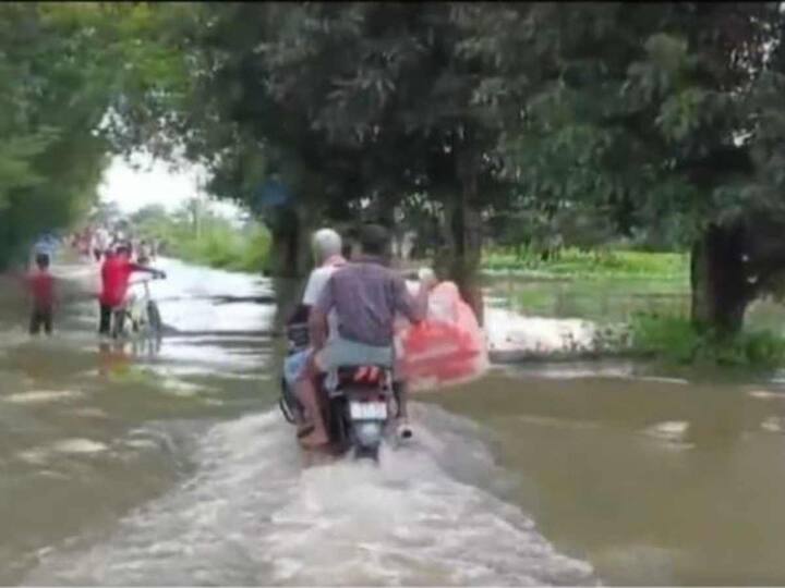 Assam's Barpeta district also has been witnessing the flood situation as nearly 1.70 lakh people have been affected. However, rescue operations are still on in the region. (Source: ANI)