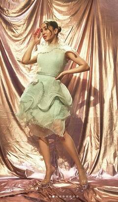 Shivangi Joshi: ਸ਼ਿਵਾਂਗੀ ਜੋਸ਼ੀ ਨੇ ਰਿਵੀਲਿੰਗ ਡਰੈੱਸ 'ਚ ਦਿਖਾਈ ਹੌਟ ਲੁੱਕ, ਤਸਵੀਰਾਂ ਦੇਖ ਉੱਡੇ ਪ੍ਰਸ਼ੰਸਕਾਂ ਦੇ ਹੋਸ਼