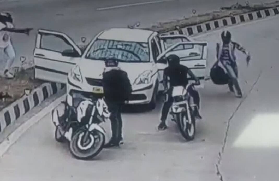 Delhi Robbery News: दिल्ली में टूटा अपराध का रिकॉर्ड, 10 साल में 4 गुना बढ़ी डकैती की घटनाएं Crime record broken in Delhi robbery incidents increased 4 times in last 10 years ann Delhi Robbery News: दिल्ली में टूटा अपराध का रिकॉर्ड, 10 साल में 4 गुना बढ़ी डकैती की घटनाएं