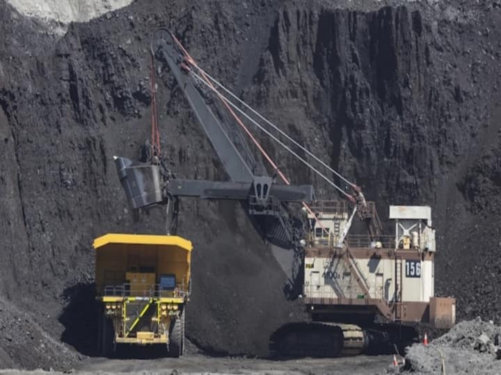 Chhattisgarh Modern technology is being used for safety in Korba's coal mine Ann Chhattisgarh: अब 'तीसरी आंख' से होगी कोयला खदानों की निगरानी, CCTV से लैस एडवांस सिस्टम का इस्तेमाल