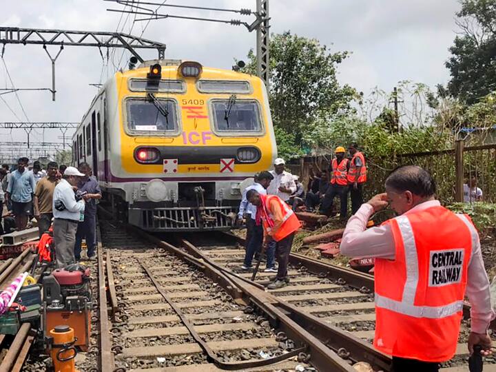 Mumbai Central and Western Railway Station Upgrade Work will start soon after monsoon Will get this facility Mumbai News: मुंबई के इन 17 रेलवे स्टेशनों की बदल जाएगी तस्वीर, यात्रियों को मिलेगी ये बेहतरीन सुविधाएं