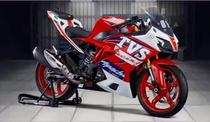 ਜੁਲਾਈ 2023 ਵਿੱਚ ਹੋਣ ਵਾਲੀ ਅਗਲੀ ਲਾਂਚਿੰਗ Apache RTR 310 ਦੀ ਹੋ ਸਕਦੀ ਹੈ, ਜੋ 26 ਜੁਲਾਈ ਨੂੰ ਲਾਂਚ ਕੀਤੀ ਜਾ ਸਕਦੀ ਹੈ। ਇਸ ਦੀ ਕੀਮਤ 2.2 ਲੱਖ ਰੁਪਏ ਤੋਂ 2.4 ਲੱਖ ਰੁਪਏ ਤੱਕ ਹੋ ਸਕਦੀ ਹੈ।