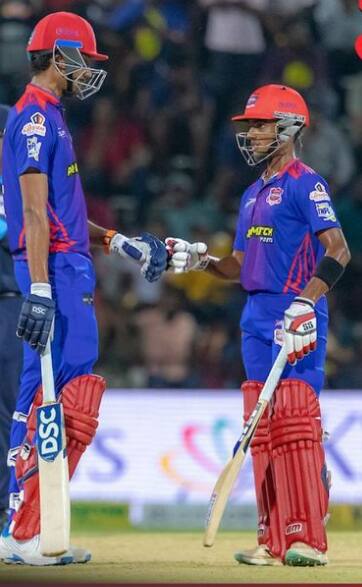 7 வது சீசன் டி.என்.பி.எல் போட்டியின் 3வது கட்ட லீக் ஆட்டங்கள் நடந்து வருகிறது.நேற்று 7:15 மணிக்கு நடந்த போட்டியில் திருச்சி அணியை எதிர்கொண்டது திருப்பூர் .இந்த போட்டியில் திருப்பூர் அணி முதலில் பேட்டிங் செய்தது.