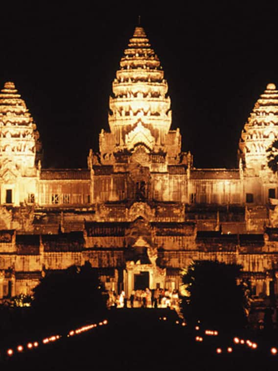 भारत में नहीं इस देश में है हिन्दुओं का सबसे बड़ा मंदिर