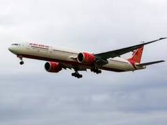 డ్యూటీ టైం అయిపోయిందని విమానాన్ని వదిలి వెళ్లిన పైలట్లు - ఎయిర్ పోర్టులో చిక్కుకున్న ప్రయాణికులు