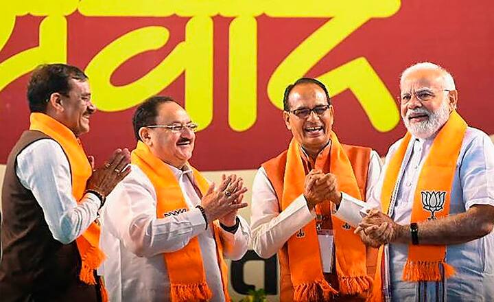সেই সভা থেকে একের পর এক ইস্যুতে বিরোধীদের সমালোচনা করতে শোনা যায় তাঁকে।