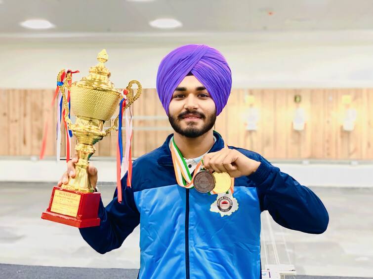 Moga's son won the gold medal Moga News: ਮੋਗਾ 'ਚ ਰੇਹੜ੍ਹੀ ਲਗਾਉਣ ਵਾਲੇ ਦੇ ਪੁੱਤਰ ਨੇ ਜਿੱਤਿਆ ਗੋਲਡ ਮੈਡਲ