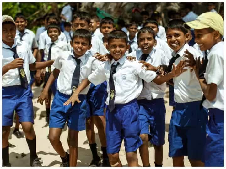 UP Schools and colleges to be closed in muzaffarnagar district from 8 to 16 july due to kavan yatra Schools Closed: UP के इस जिले में इन तारीखों पर बंद रहेंगे स्कूल और कॉलेज, ये है वजह